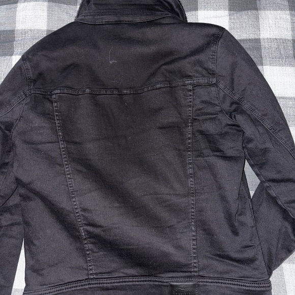 Hollister Fall Jean Jacket - Picture 4 of 4